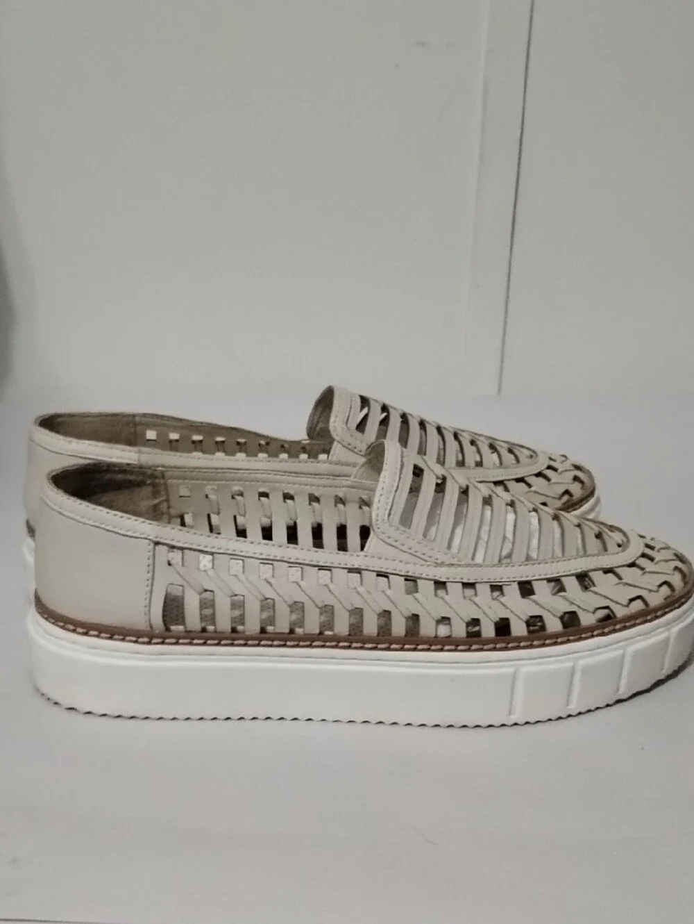 VC-Romeena Woven Geometric Cutouts Platform Slip-On